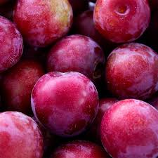 Ciruela roja x 1/2kg